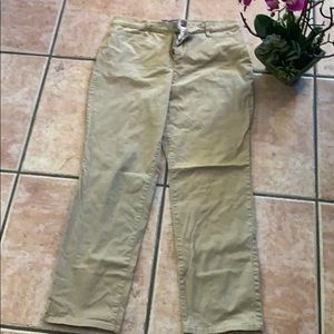 Gloria Vanderbilt Pants